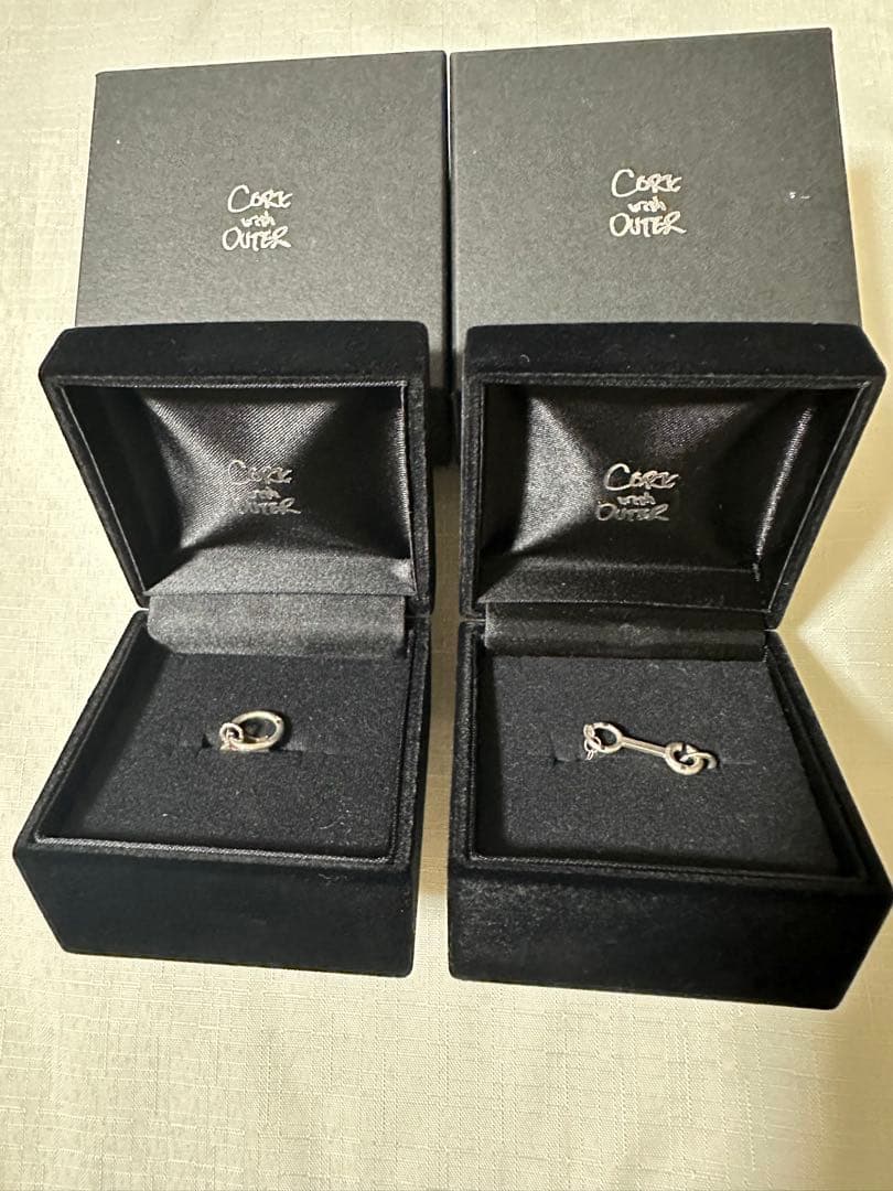 COREwithOUTER Necklace＆Charm セット