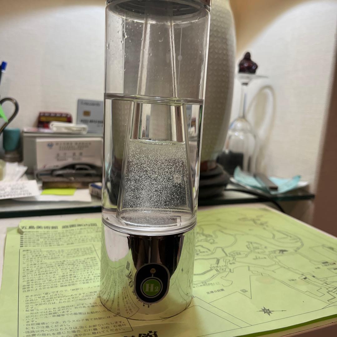 水素水生成器 ダブルハイドロジェンボトル