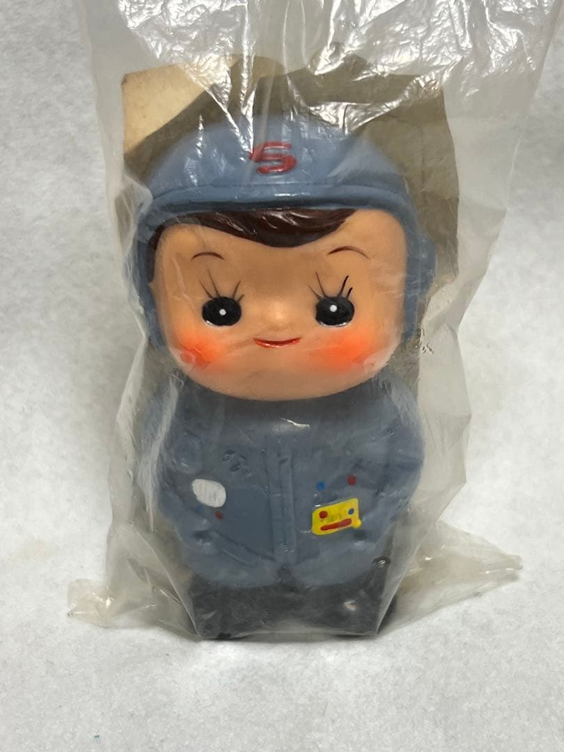 新品未使用　昭和レトロ　当時物　滋賀銀行　ソフビ　しがちゃん　貯金箱　宇宙服