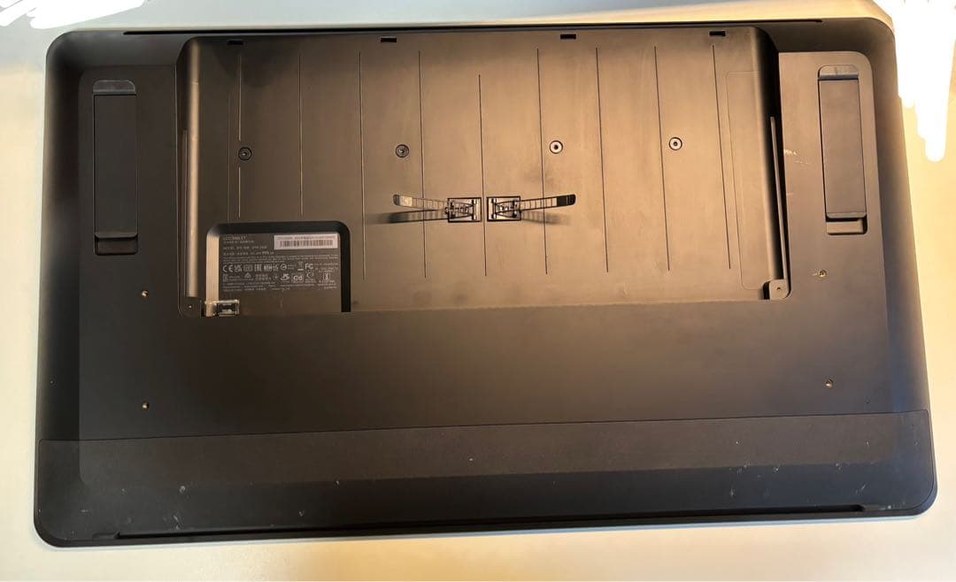 Wacom Cintiq Pro 24 タッチ機能なし