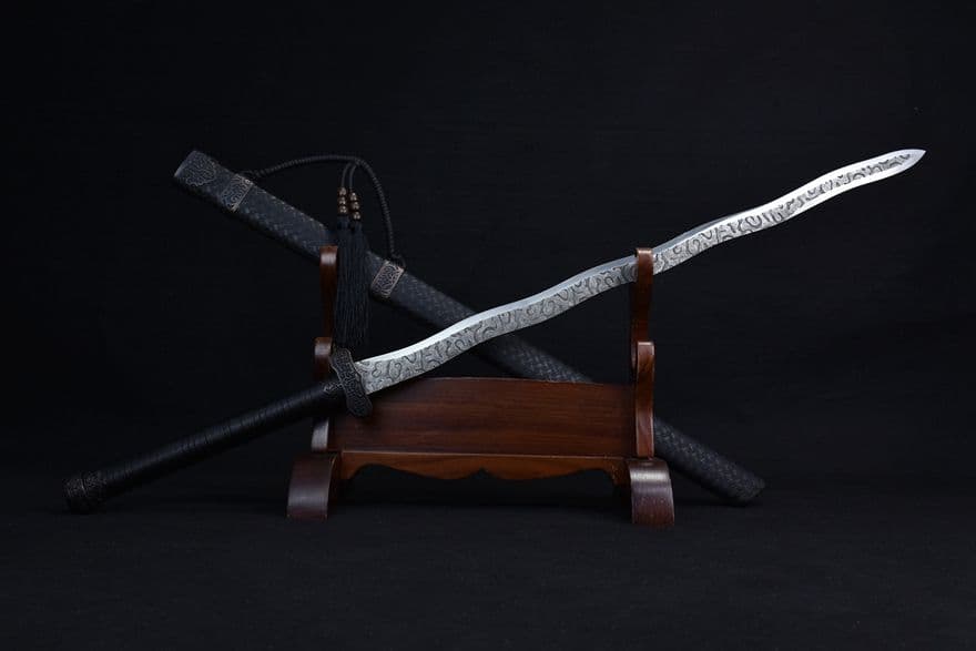 武具　刀装具　日本刀　模造刀 横刀 直刀 曲龍