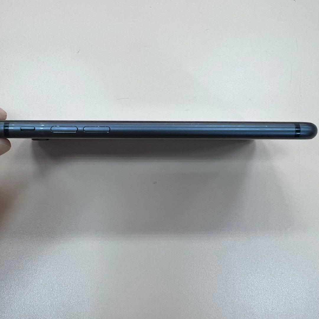 iPhone8 64BG ブラック