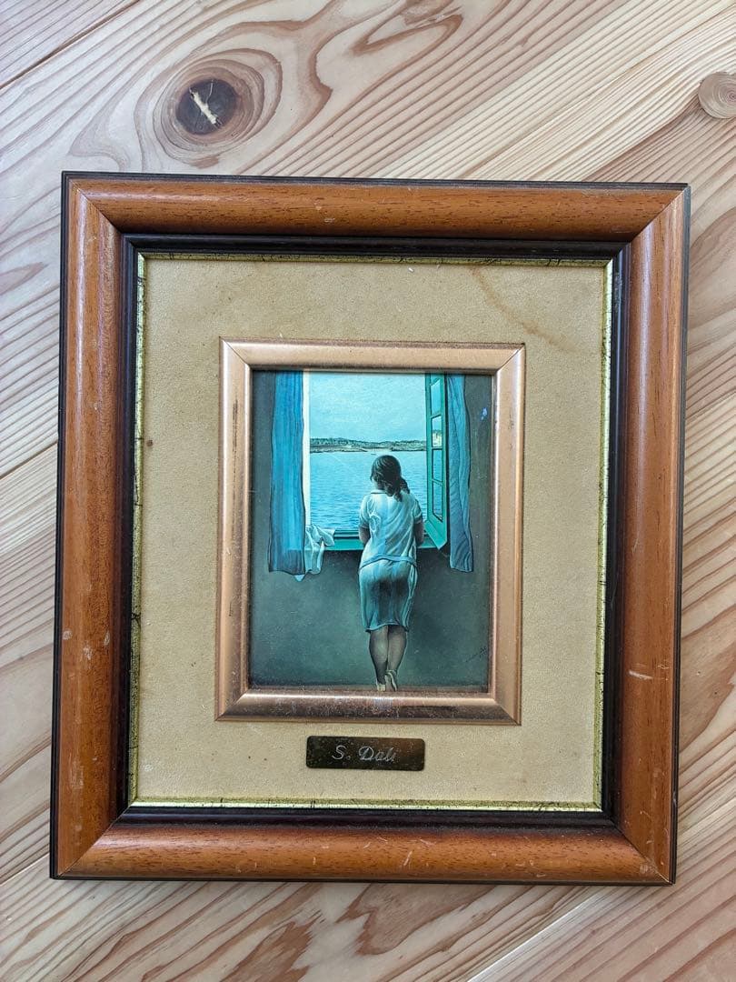 フランス蚤の市　サルバドール・ダリ エナメル複製 「窓辺の少女」　アンティーク