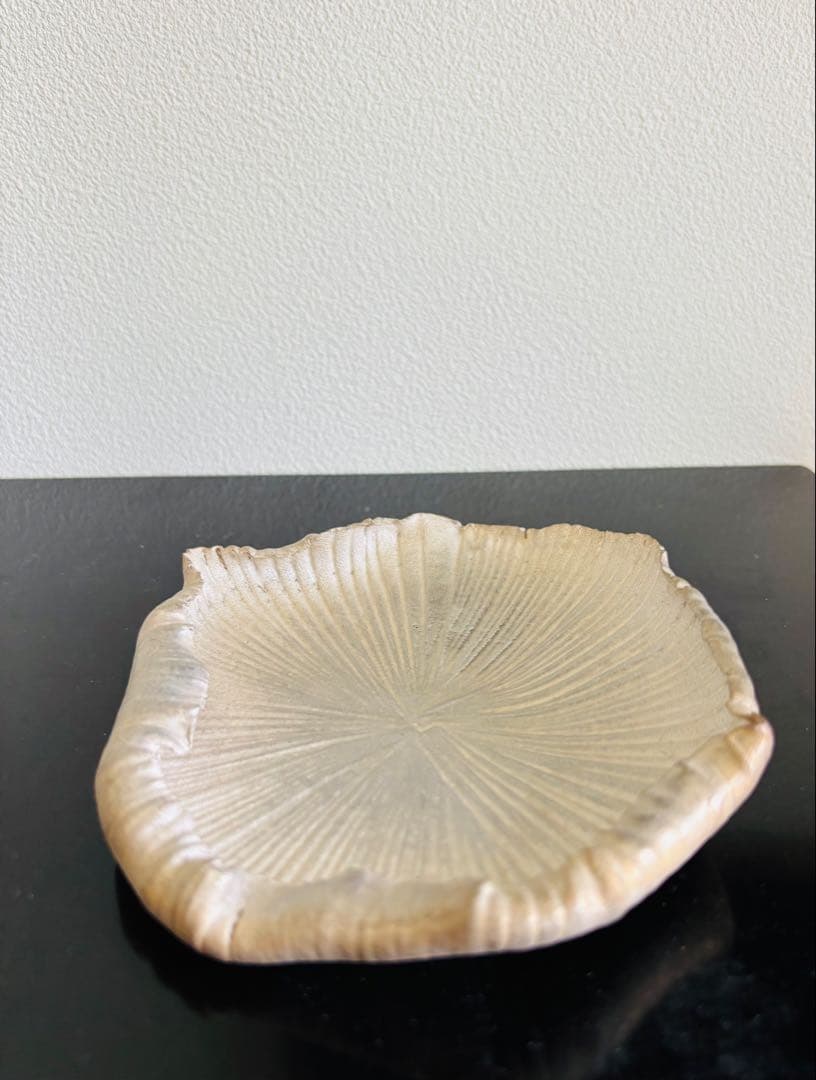 林みちよ　縁レース銀彩皿（No.10）　菓子皿　オブジェ　アート　茶道