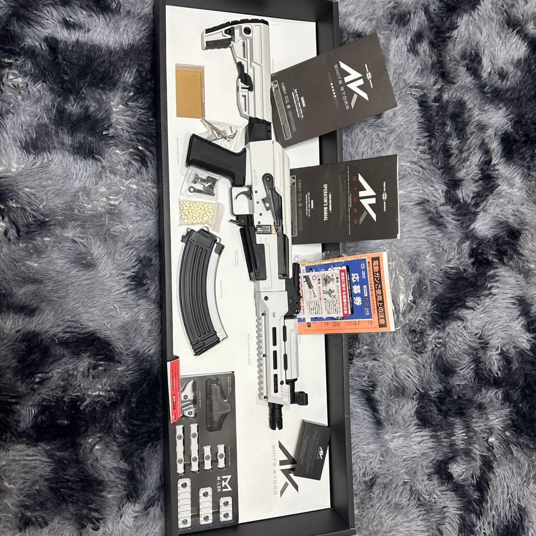 18歳以上東京マルイ次世代 KOND AK WHITE STORM