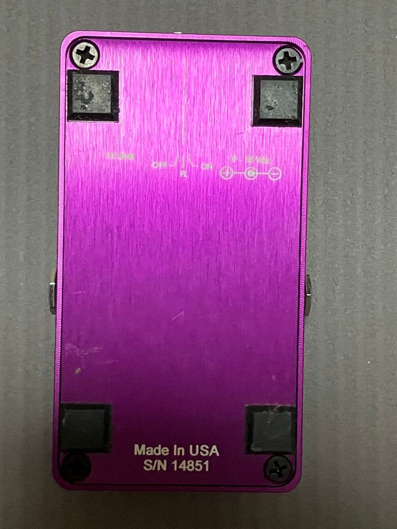 【美品】Suhr Riot ギターエフェクター　ディストーション