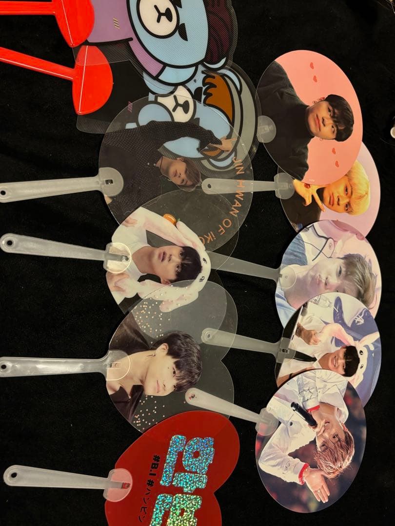 BIGBANG ビッグバングロゴ マイク型ライトとバッジセット