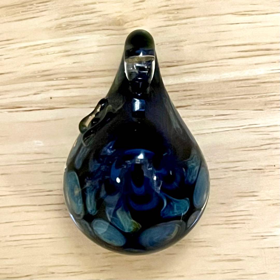 宇宙ガラス　ネックレス