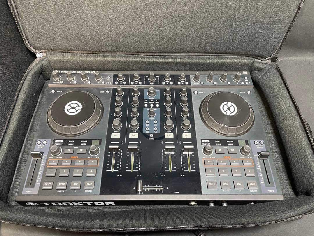 DJ機材 Native Traktor Kontrol S4 DJ 1180