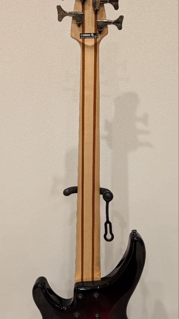 美品　YAMAHA　TRBX605FM　5弦　エレキベース　アクティブベース