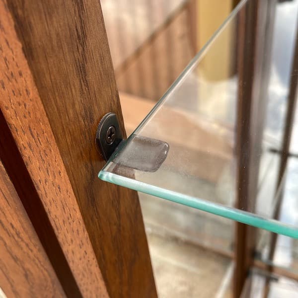 関西限定　送料別　アメリカ製　飾り棚　キュリオケース　ショーケース