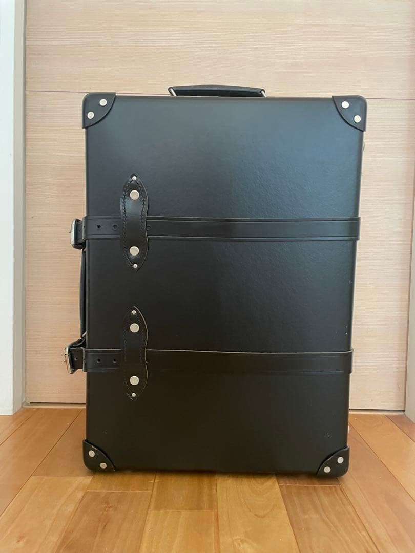 未使用/保証書有　GLOBETROTTER キャリー