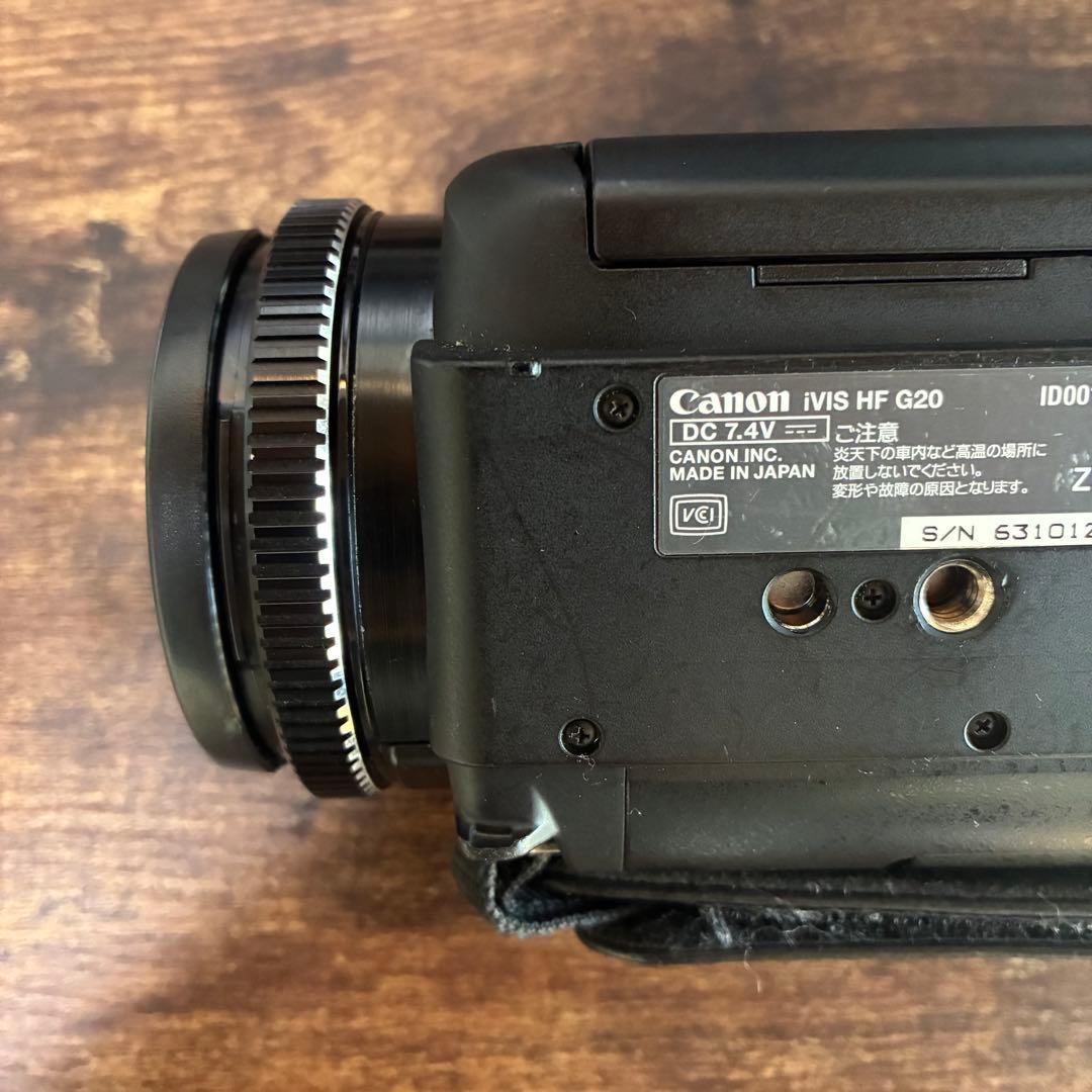 【お年玉価格！】Canon iVIS HF G20　動作確認済　付属品多数