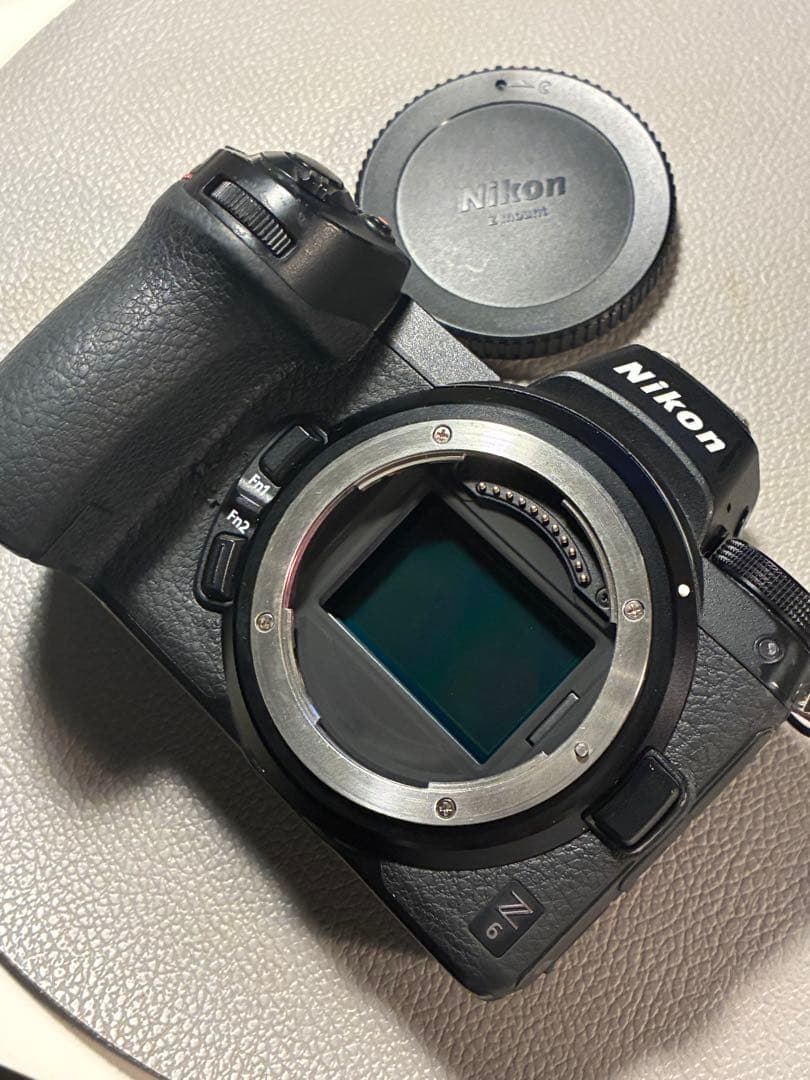 Nikon Z 6 ❗️ミラーレスカメラ 本体と付属品‼️