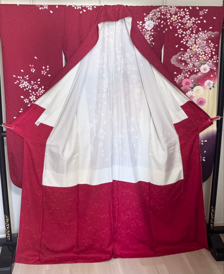 新春セール！　正絹長襦袢付き裄７０．５ｃｍ　豪華　５点セット刺繍振袖