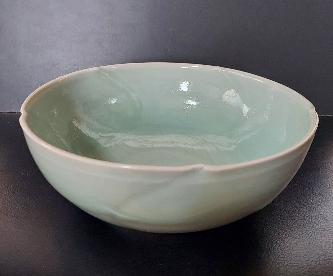 万岳窯 木村岳史作 青磁 「輪花鉢」木箱付 径20cm 高8cm 信州松本