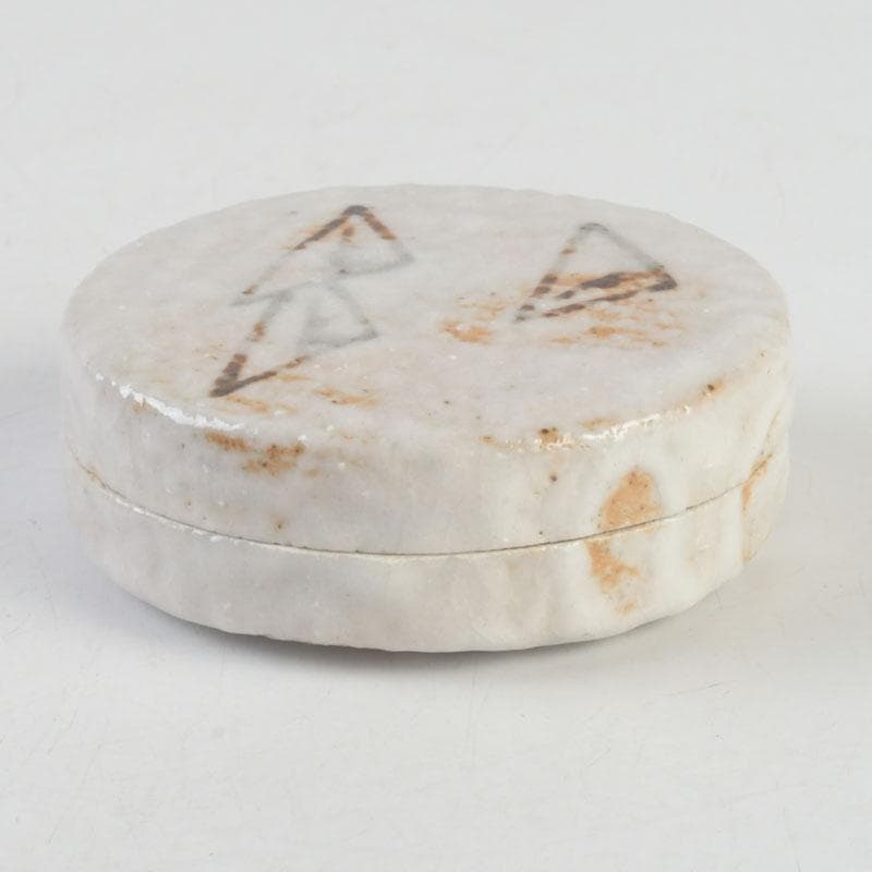 茶道具　志野焼　野中春清作　香合　時代箱付　V　9700