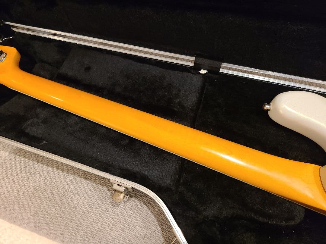 【ジャンク】Fender American Ultra Jazz Bass