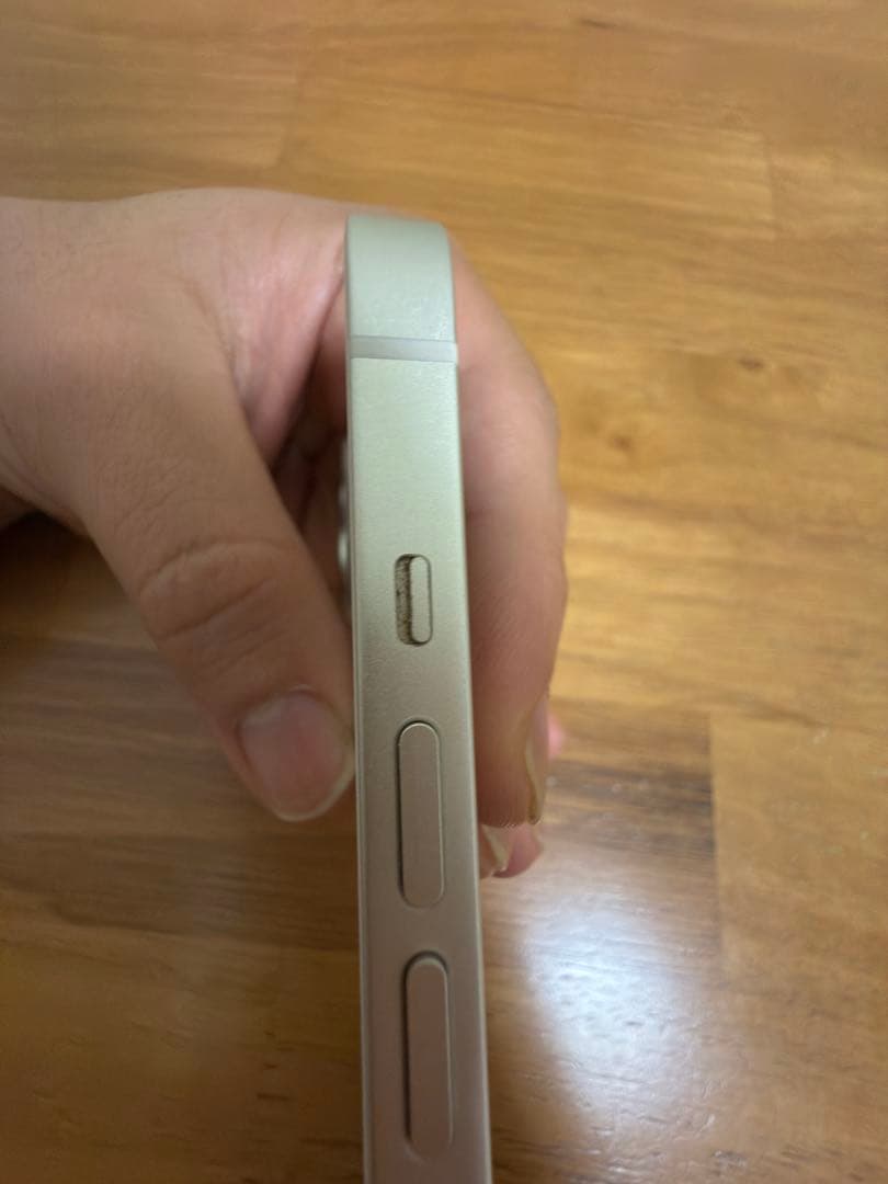 iPhone13 スターライト　256GB