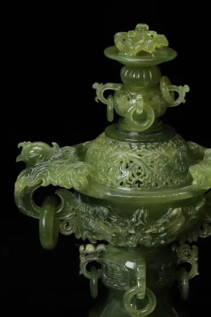 中国古玩 翡翠玉石 彫刻 龍蓋 耳 香炉 唐木台付 細密細工 古美術品 骨董品