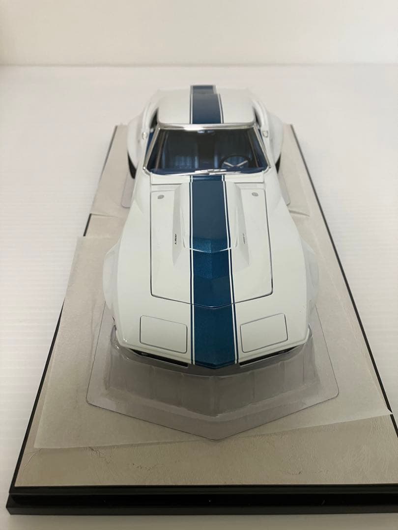 ミニカー 1/18 CORVETTE L-88 1969 GM Test Car