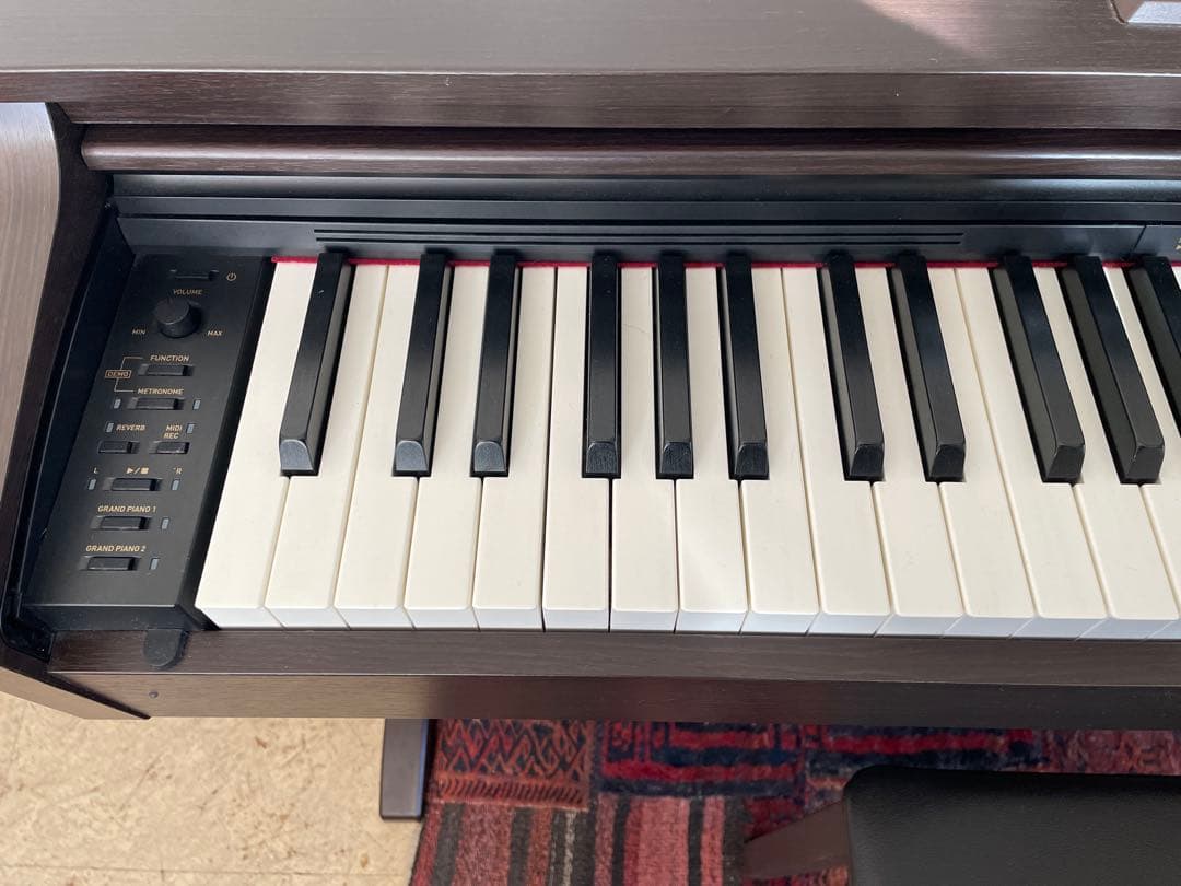 電子ピアノ　CASIO AP-270