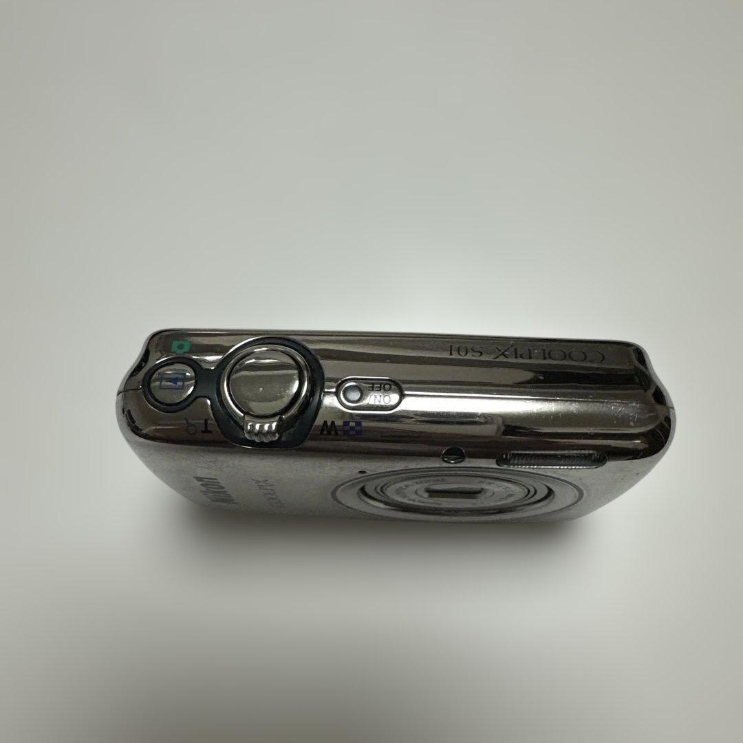 美品　Nikon COOLPIX S01 ミラーシルバー