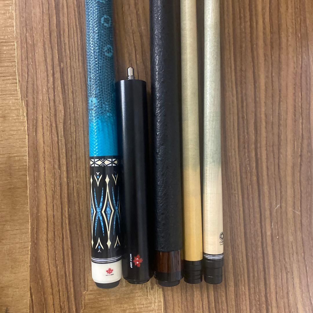 ビリヤードキュー と　ブレイクキュー