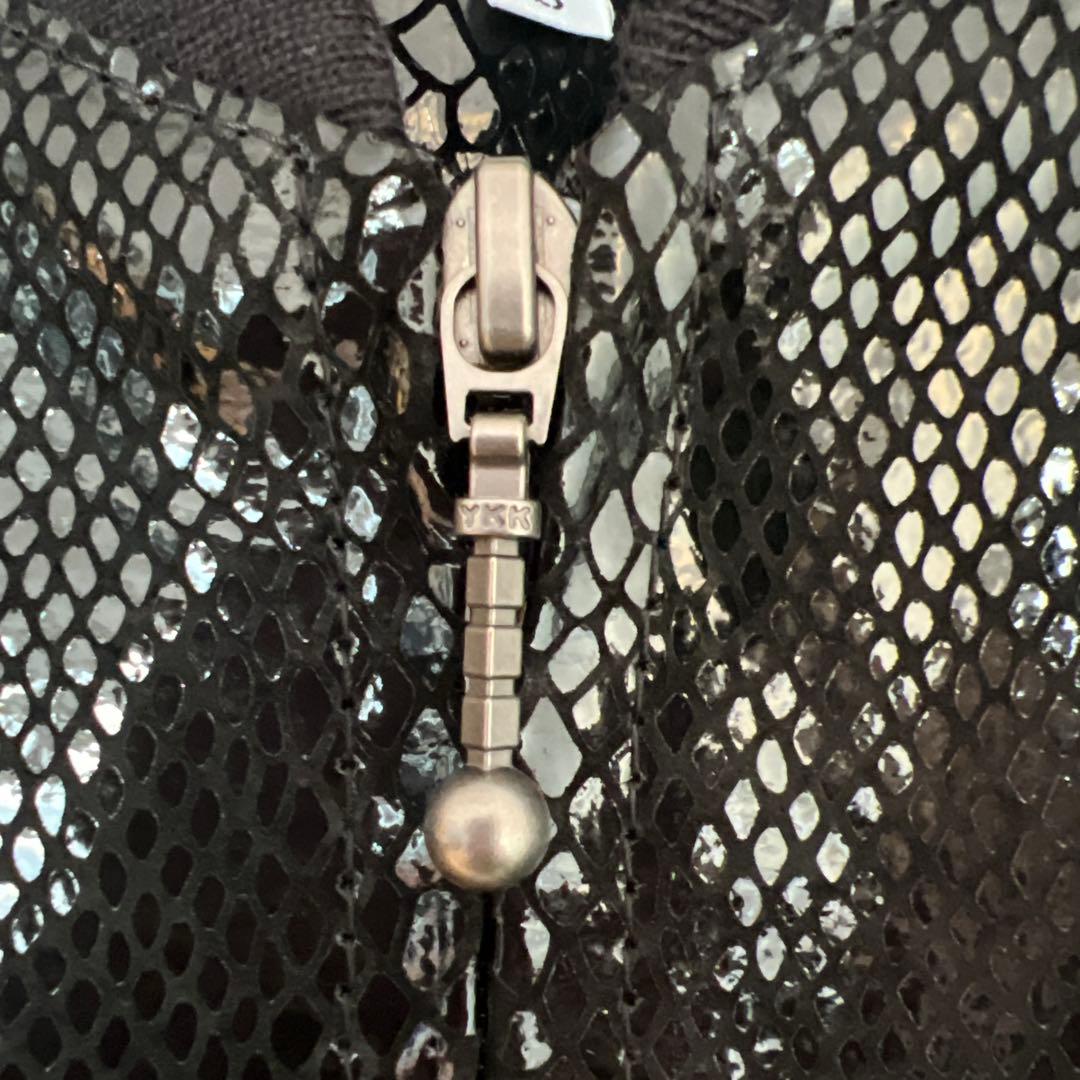 【TOM Chan】レザージャケット　パイソン型押し豚革　エナメルジップ