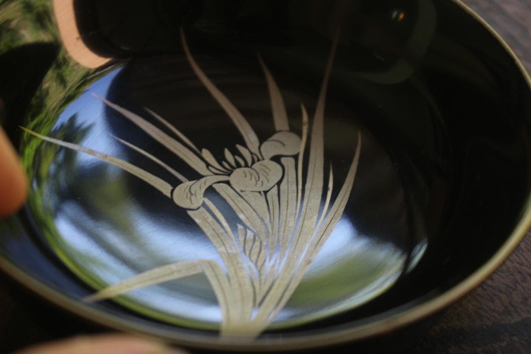 小傷有！時代金縁黒漆に優美な草花蒔絵の映える小皿7点（検輪島塗蒔絵皿菓子皿