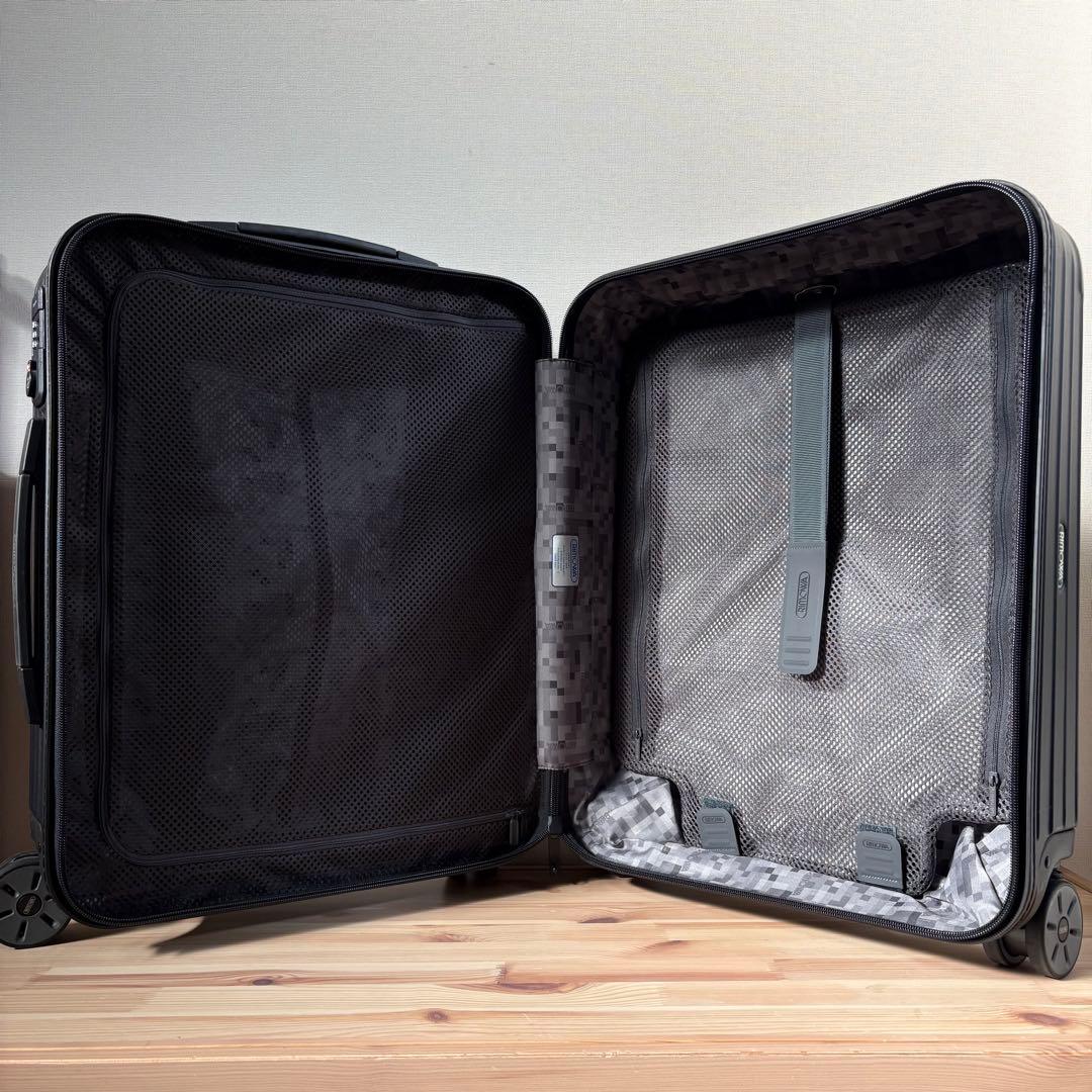 美品　RIMOWA SALSA 47L 4輪　キャリーケース　マットブラック　黒