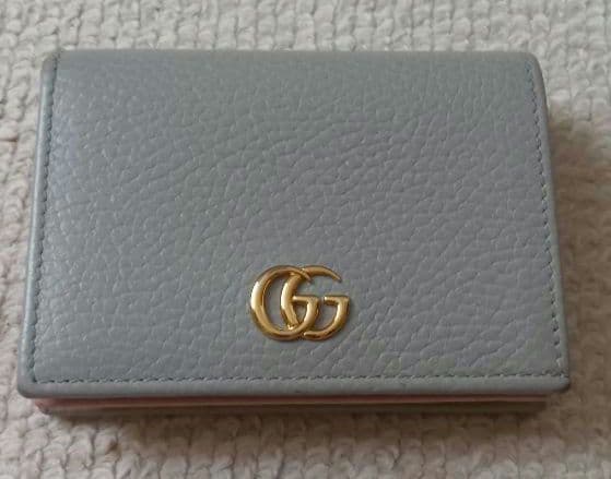 Gucci 二つ折り財布 グレー