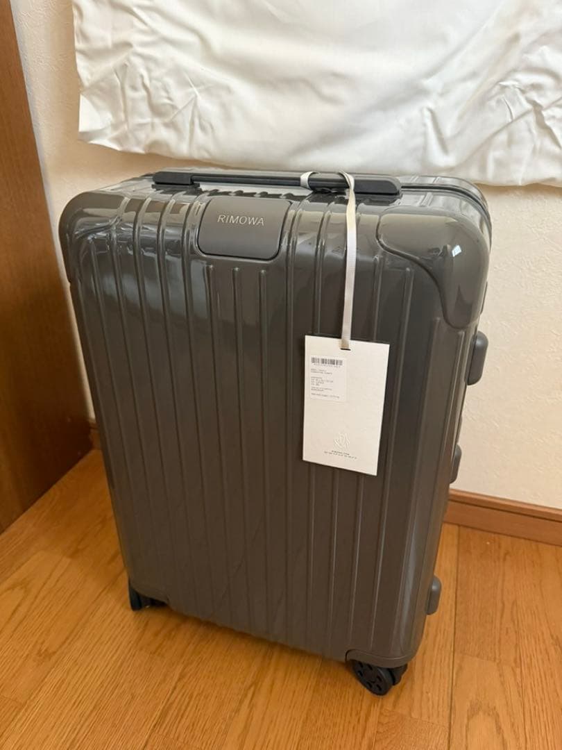 新品未使用　RIMOWA Essential Cabin スレート　グレー