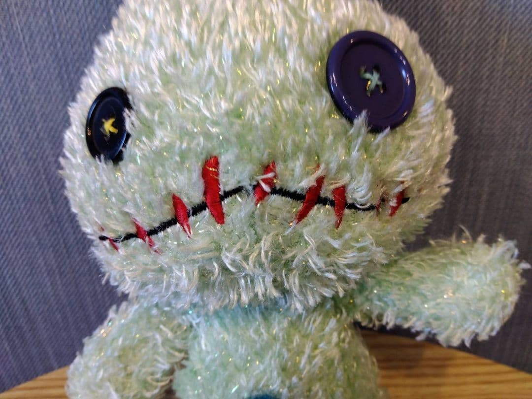 激レア！ ディズニー リロアンドスティッチ ☆ スクランプ ラメ ぬいぐるみ