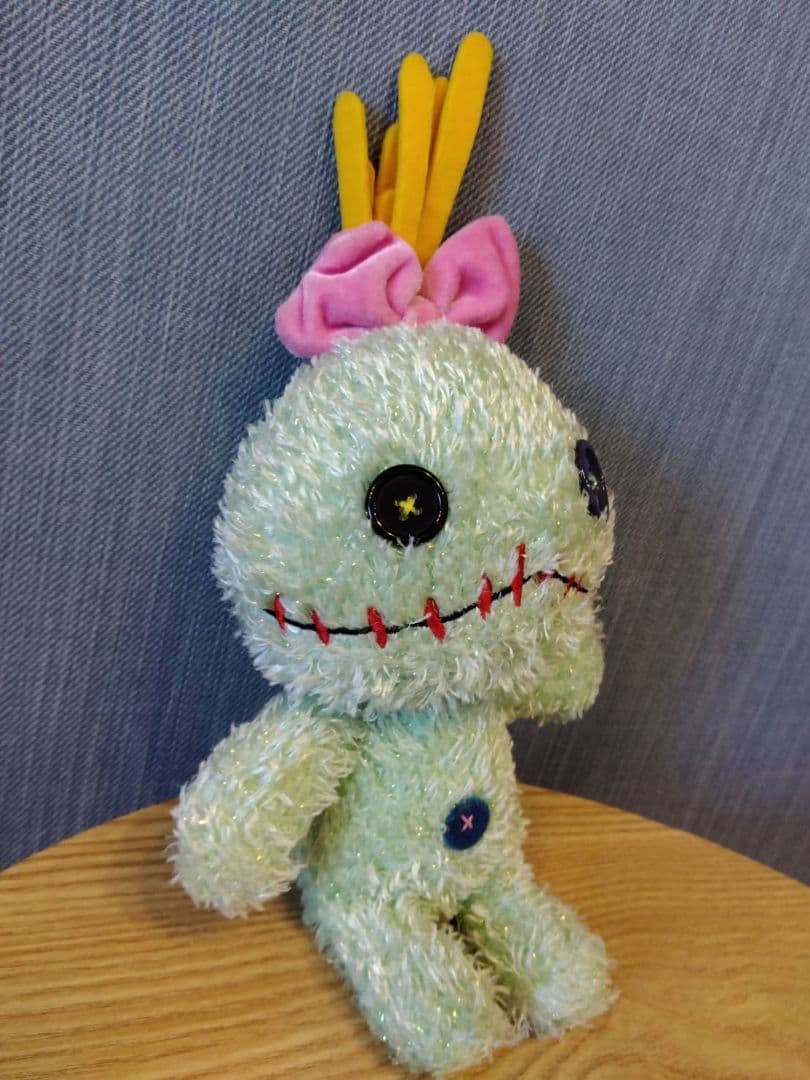 激レア！ ディズニー リロアンドスティッチ ☆ スクランプ ラメ ぬいぐるみ