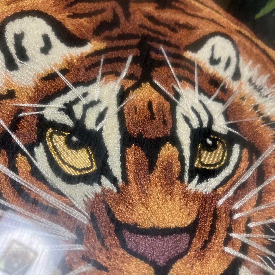 レトロ 糸の絵画 松鳩文化刺繍 虎 寅 トラ 竹林 絵画 芸術 美術 アート