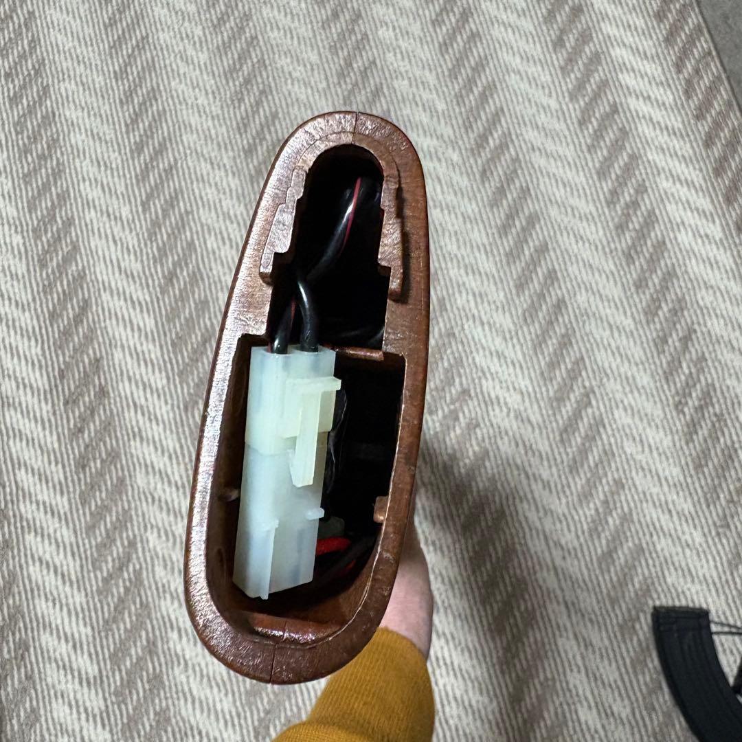 東京マルイ　AK47 スタンダード電動ガン　バッテリー、マガジン付き