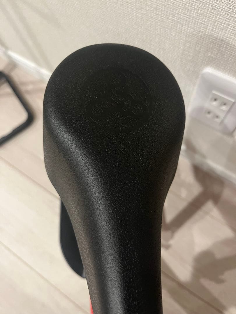 ナカシリSTRIDER スポーツ　レッド　スタンド付き