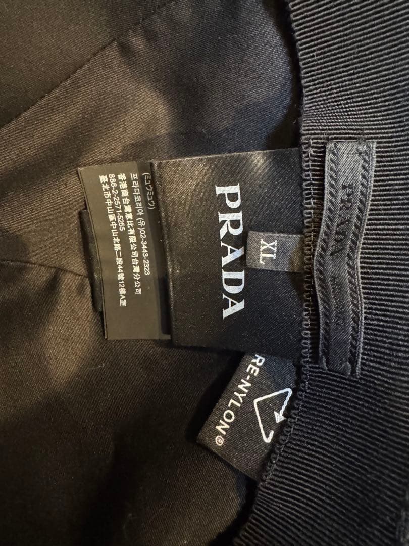 PRADA キャップ　箱無し　早い者勝ち
