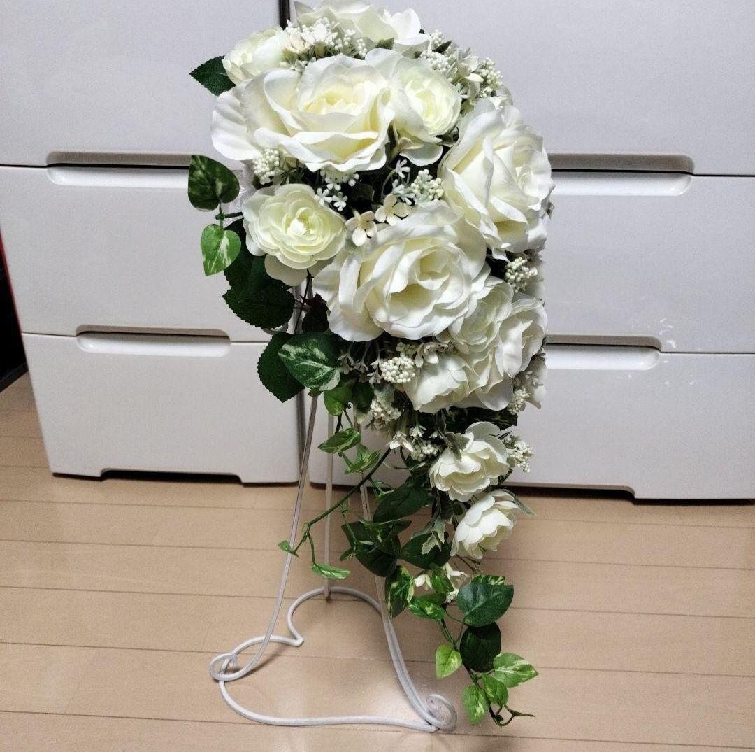 ウェディングブーケ ホワイト 造花 アレンジメント ブートニア 髪飾 スタンド付