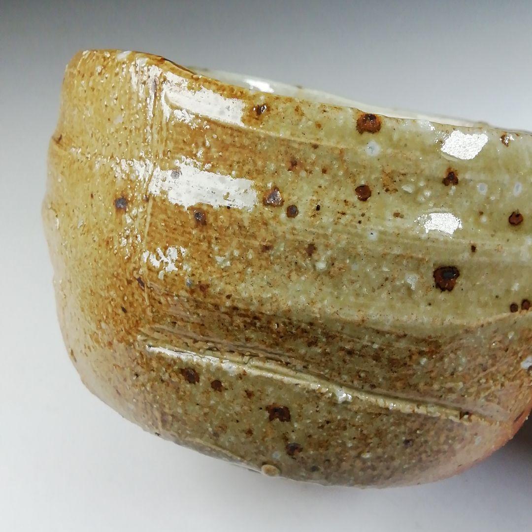 Ｔ７３５　茶碗　『伊賀茶碗』『桃青窯　松本央 造』　共箱　抹茶碗　茶道具