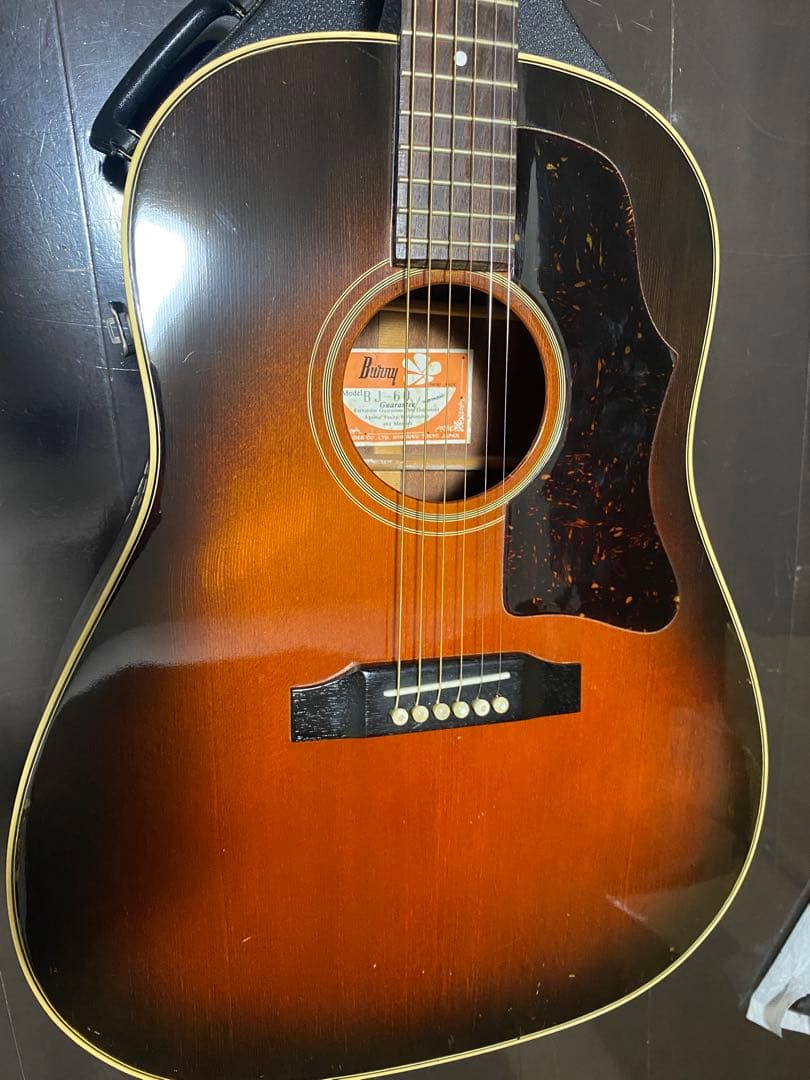 アコースティックギター　burny