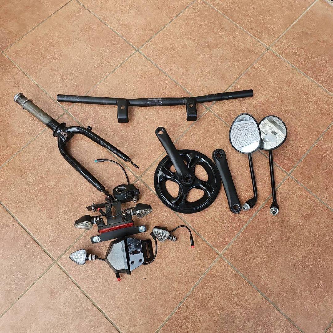 【 ｇ．ｅ．ｓ．ｓ  】glafit 電動アシスト自転車 オレンジ