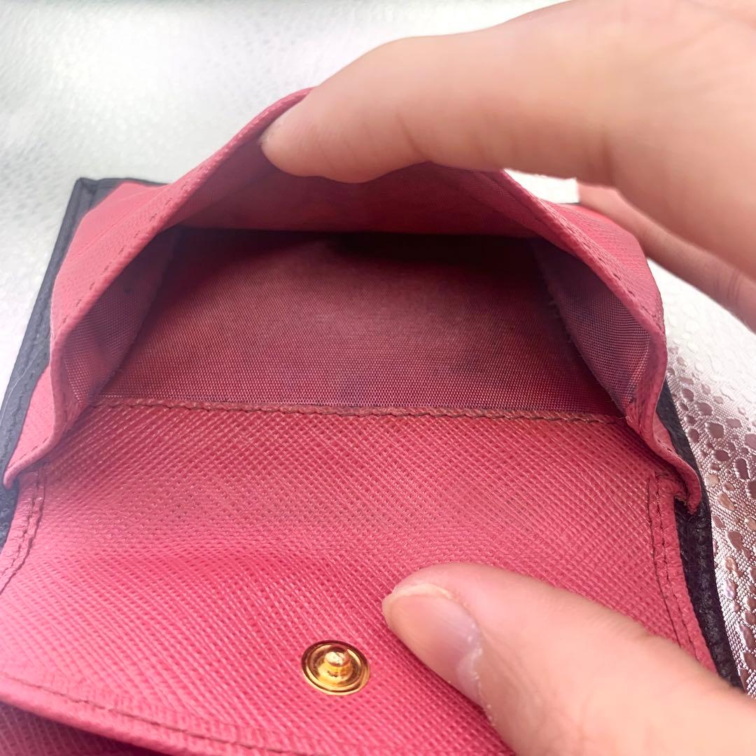 極美品！PRADA プラダ サフィアーノ 二つ折り財布 箱、ギャランティ有