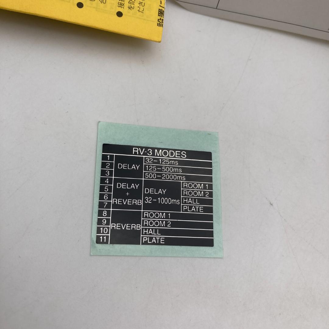BOSS RV-3 デジタルリバーブ/ディレイ【中古】48250605G02S