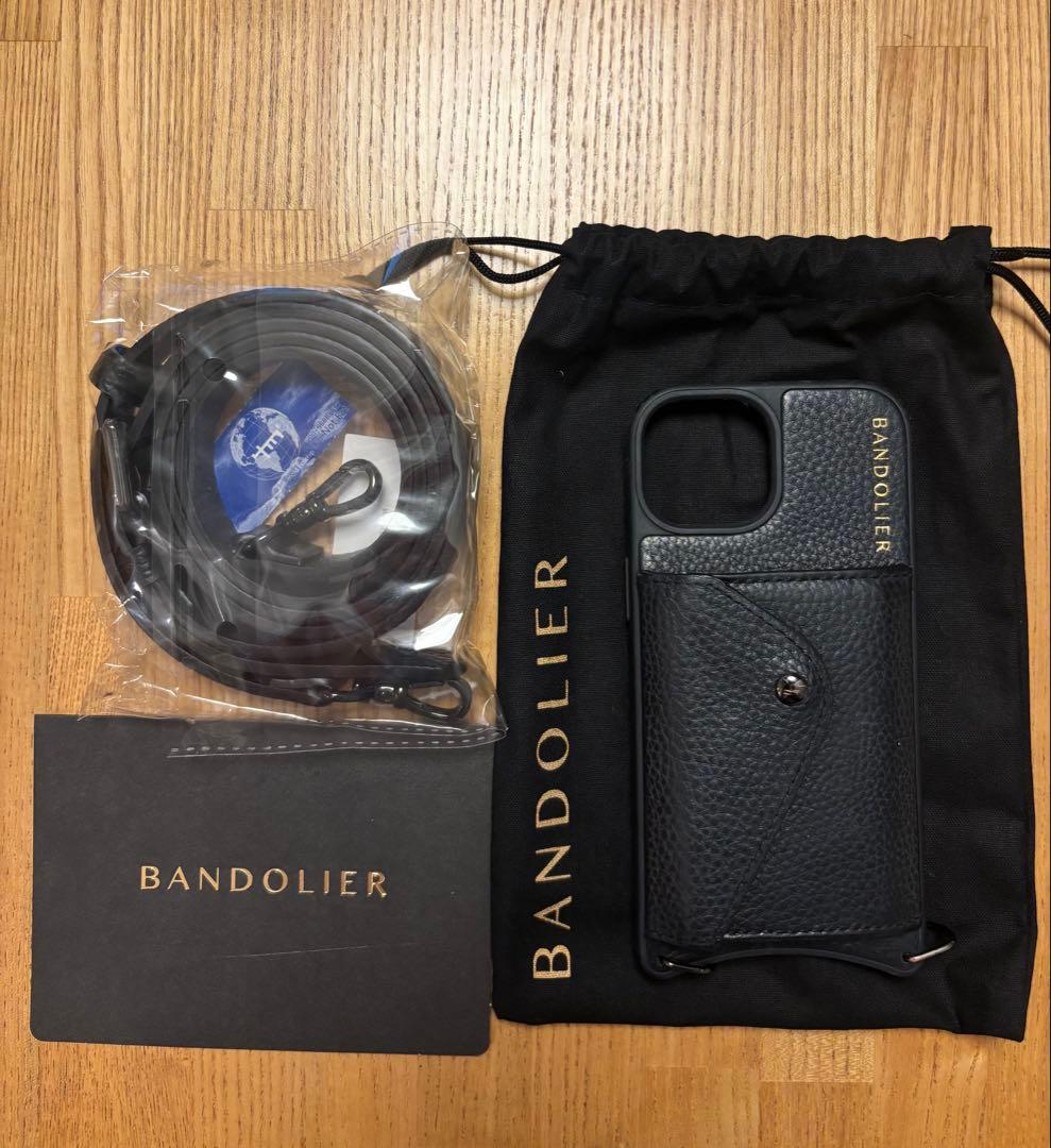 BANDOLIER iPhone 15ケース ブラック&未使用のストラップ付き