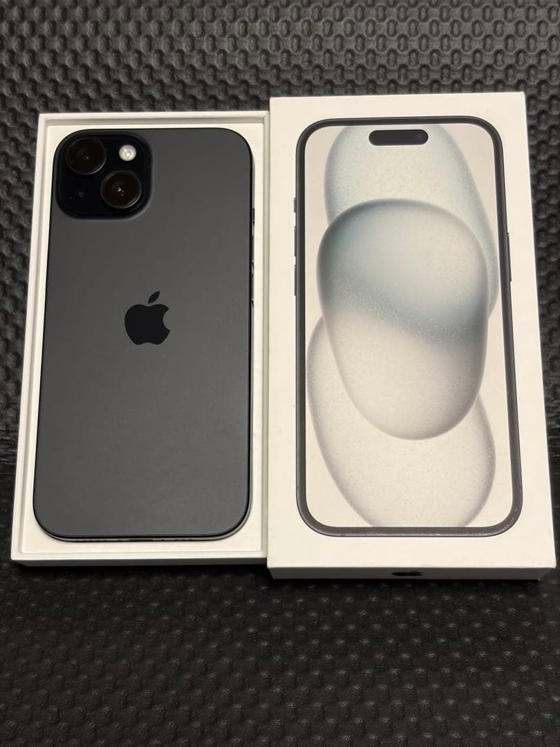 美品 最大容量90% Apple iPhone 15 ブラック 本体 128GB