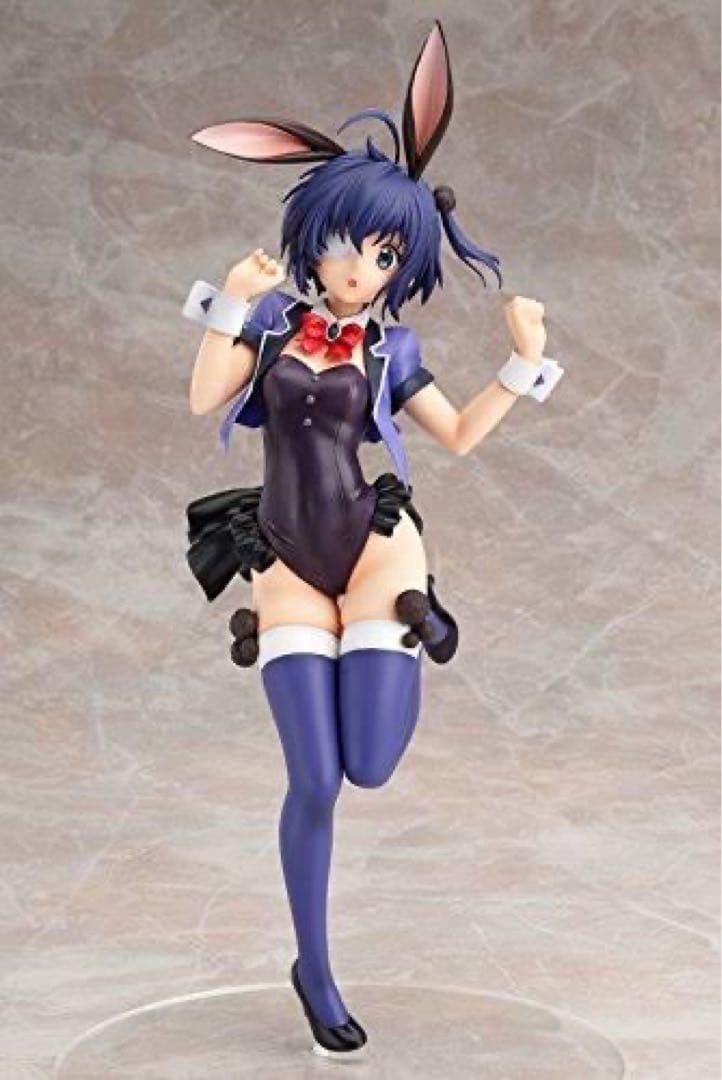 【新品・未開封】 小鳥遊六花 バニーガールフィギュア