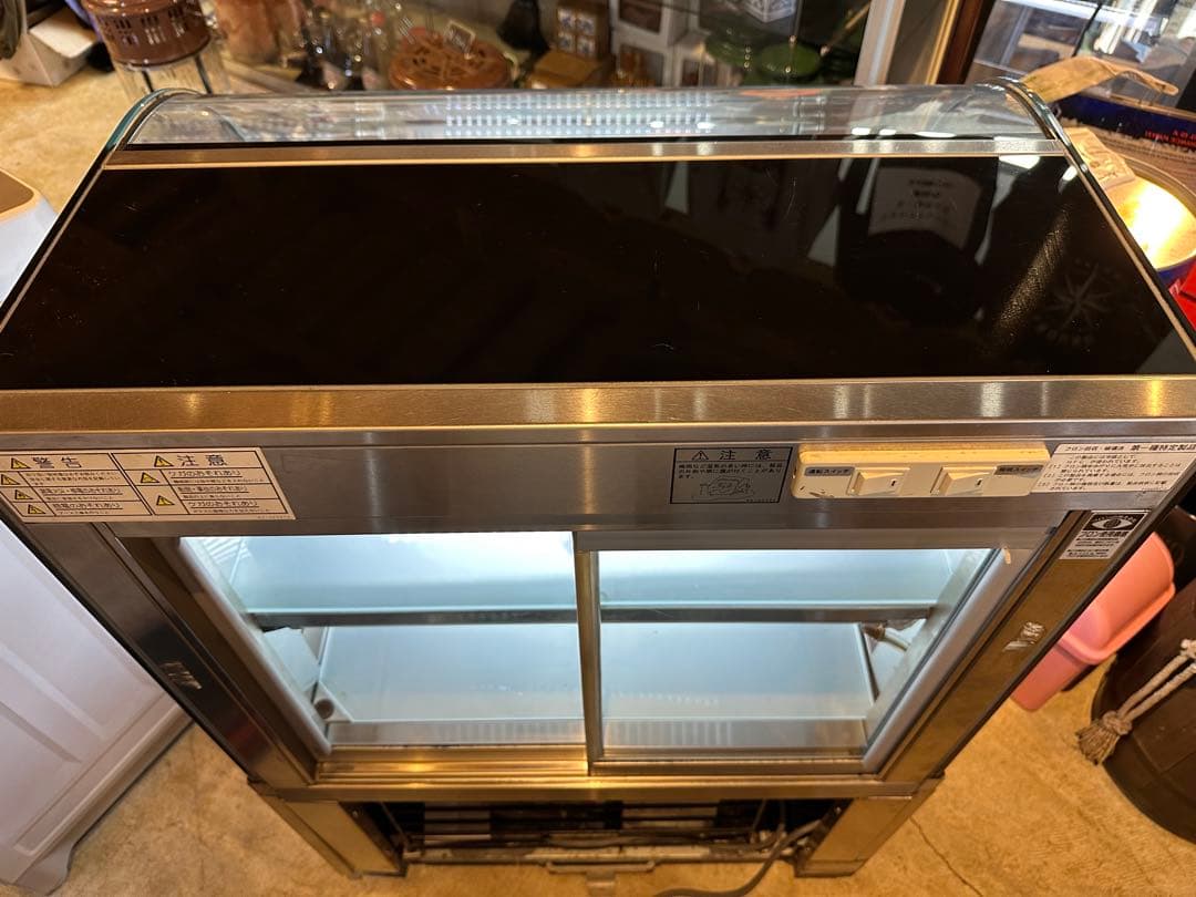 大和冷機 業務用 小型 対面 冷蔵 ショーケース 100V 700×500 後扉