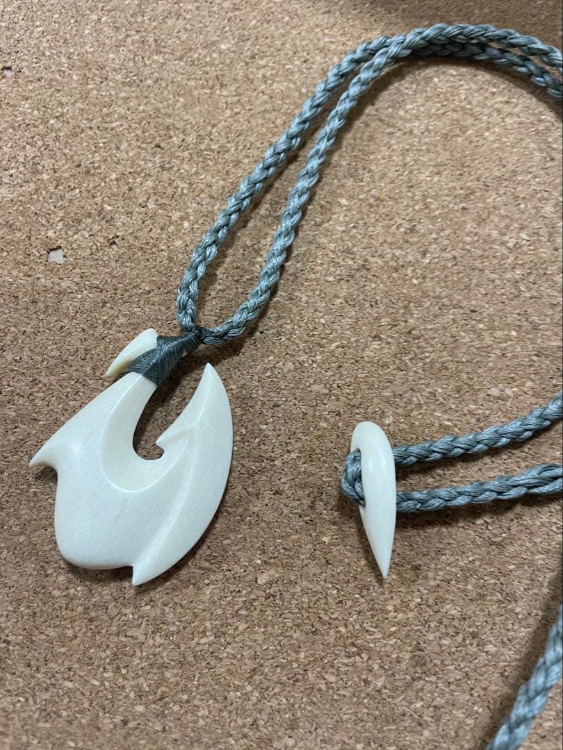 ボーンカービングネックレス(sw47)マッコウ